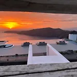 Caldera's Memories شقة فندقية