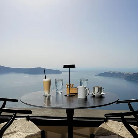 Caldera's Memories Апарт-отель 4*
